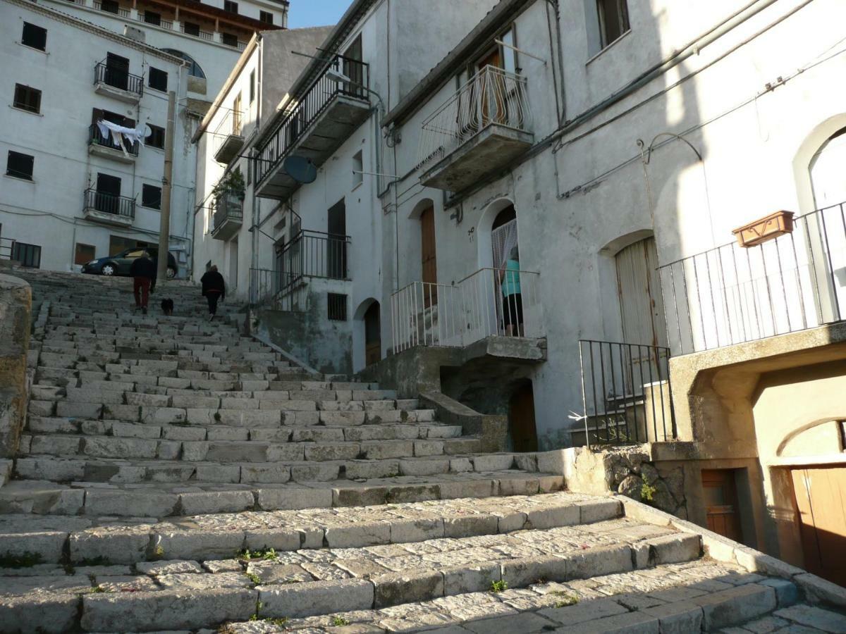 Maison De Famille Acerenza Exterior photo